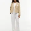 Blazer em sarja elástica com monograma em letra cursiva