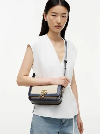 Bolsa a tiracolo em lona com monograma Script