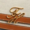Bolsa a tiracolo em lona com monograma Script Bolsa a tiracolo em lona com monograma Script