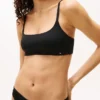 Bralette sem aro com decote redondo Bralette sem aro com decote redondo