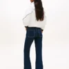 Calças de Jeans de cintura baixa com corte bootcut e bolsos da Tommy Jeans Calças de Jeans de cintura baixa com corte bootcut e bolsos da Tommy Jeans