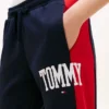 Calças de treino Varsity Tommy Logo Colorblock Calças de treino Varsity Tommy Logo Colorblock
