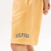 Calções de moletom de perna larga com logótipo Hilfiger para criança Calções de moletom de perna larga com logótipo Hilfiger para criança