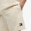 Calções de praia com padrão waffle da Tommy Jeans Calções de praia com padrão waffle da Tommy Jeans