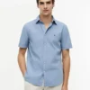 Camisa com corte regular tingida na peça Camisa com corte regular tingida na peça