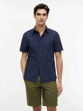 Camisa com corte regular tingida na peça