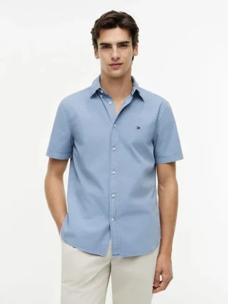 Camisa com corte regular tingida na peça