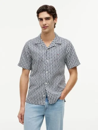 Camisa de acampamento com corte regular e estampado solar