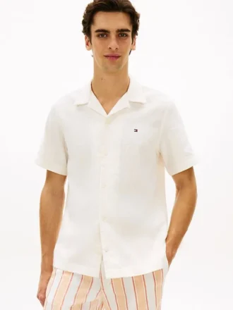 Camisa de acampamento de corte regular em mistura de linho