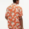 Camisa de acampamento de corte regular em mistura de linho com padrão floral Camisa de acampamento de corte regular em mistura de linho com padrão floral