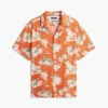 Camisa de acampamento de corte regular em mistura de linho com padrão floral Camisa de acampamento de corte regular em mistura de linho com padrão floral