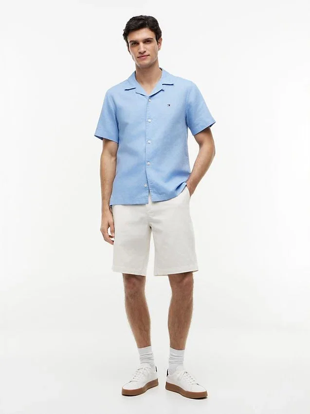 Camisa de acampamento em algodão e linho com corte regular Camisa de acampamento em algodão e linho com corte regular