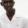 Camisa de acampamento em algodão e linho com corte regular Camisa de acampamento em algodão e linho com corte regular