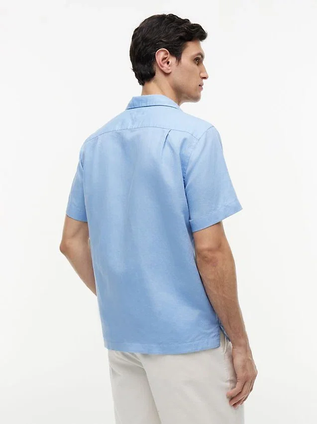 Camisa de acampamento em algodão e linho com corte regular Camisa de acampamento em algodão e linho com corte regular