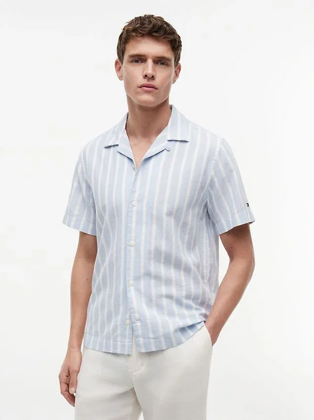 Camisa de acampamento em mistura de algodão e linho às riscas Camisa de acampamento em mistura de algodão e linho às riscas