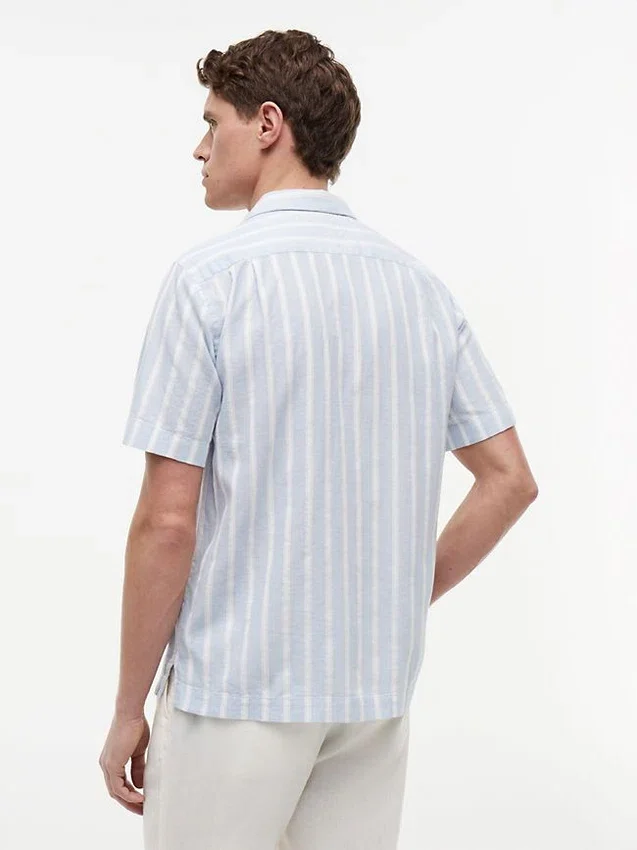 Camisa de acampamento em mistura de algodão e linho às riscas Camisa de acampamento em mistura de algodão e linho às riscas