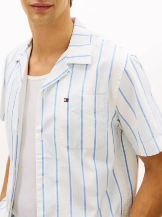 Camisa de acampamento às riscas com corte regular