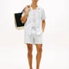 Camisa de acampamento às riscas com corte regular Camisa de acampamento às riscas com corte regular