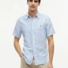 Camisa de algodão e linho às riscas com corte regular Camisa de algodão e linho às riscas com corte regular