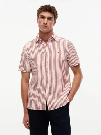 Camisa de algodão e linho às riscas com corte regular