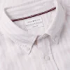 Camisa de algodão e linho às riscas com corte regular Camisa de algodão e linho às riscas com corte regular