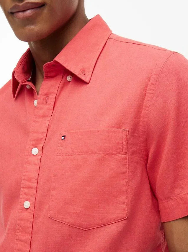 Camisa de calções em mistura de linho, corte regular Camisa de calções em mistura de linho, corte regular