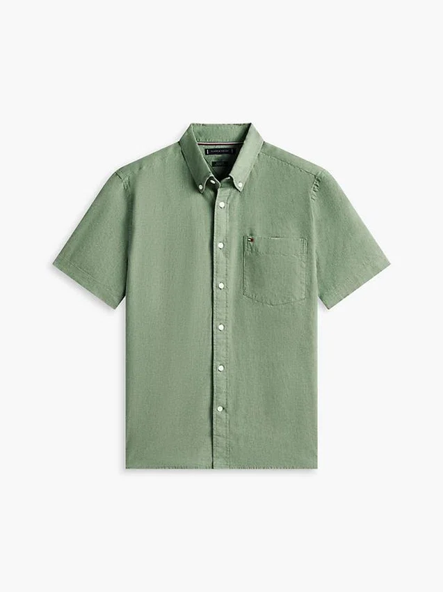 Camisa de calções em mistura de linho, corte regular Camisa de calções em mistura de linho, corte regular