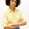 Camisa de corte descontraído em mistura de linho