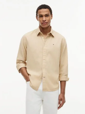 Camisa de corte regular em mistura de linho