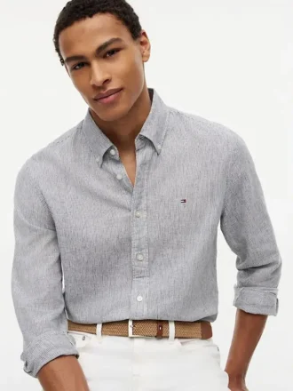 Camisa de corte regular em mistura de linho às riscas