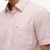 Camisa de corte regular em mistura de linho às riscas Camisa de corte regular em mistura de linho às riscas