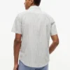 Camisa de corte regular em mistura de linho às riscas Camisa de corte regular em mistura de linho às riscas