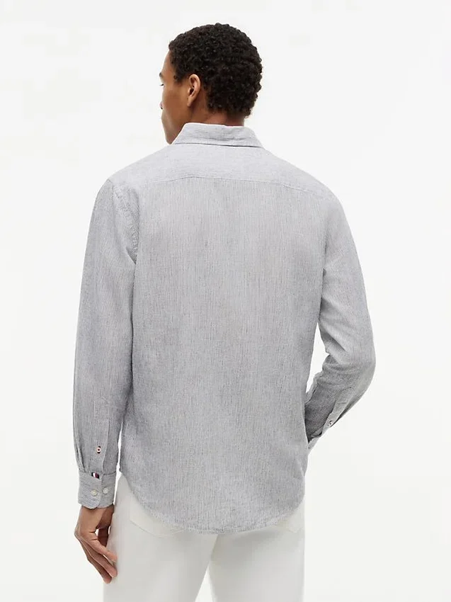Camisa de corte regular em mistura de linho às riscas Camisa de corte regular em mistura de linho às riscas