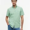 Camisa de corte regular tingida na peça Camisa de corte regular tingida na peça