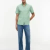 Camisa de corte regular tingida na peça Camisa de corte regular tingida na peça