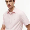 Camisa de corte regular tingida na peça Camisa de corte regular tingida na peça