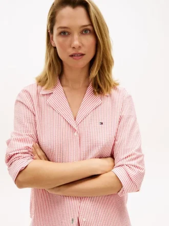 Camisa de dormir às riscas em seersucker
