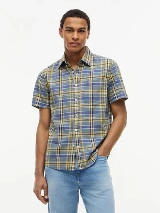 Camisa de ganga com padrão xadrez e corte regular