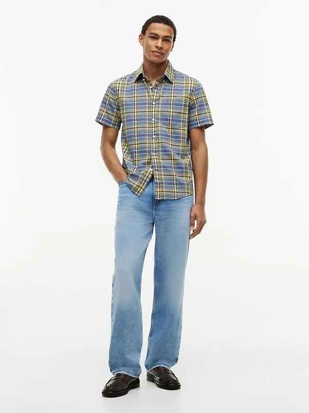 Camisa de ganga com padrão xadrez e corte regular Camisa de ganga com padrão xadrez e corte regular