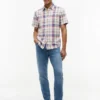 Camisa de ganga com padrão xadrez e corte regular Camisa de ganga com padrão xadrez e corte regular