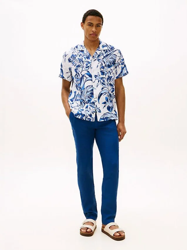 Camisa de linho com estampado tropical Camisa de linho com estampado tropical