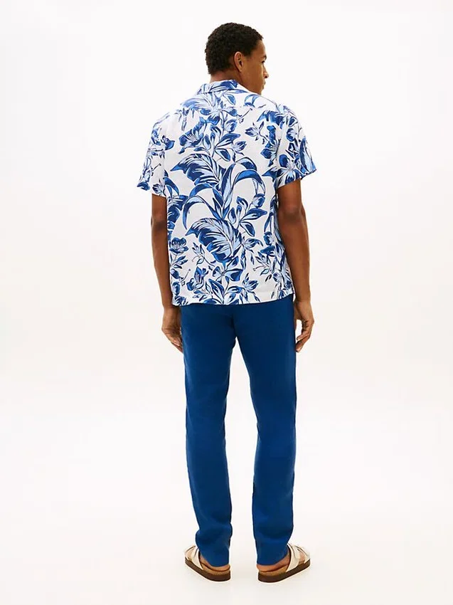 Camisa de linho com estampado tropical Camisa de linho com estampado tropical