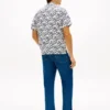 Camisa de linho com monograma em letra cursiva