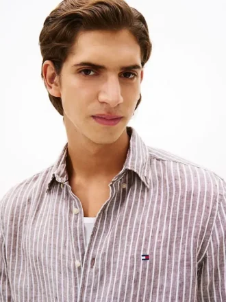 Camisa de linho às riscas de corte regular
