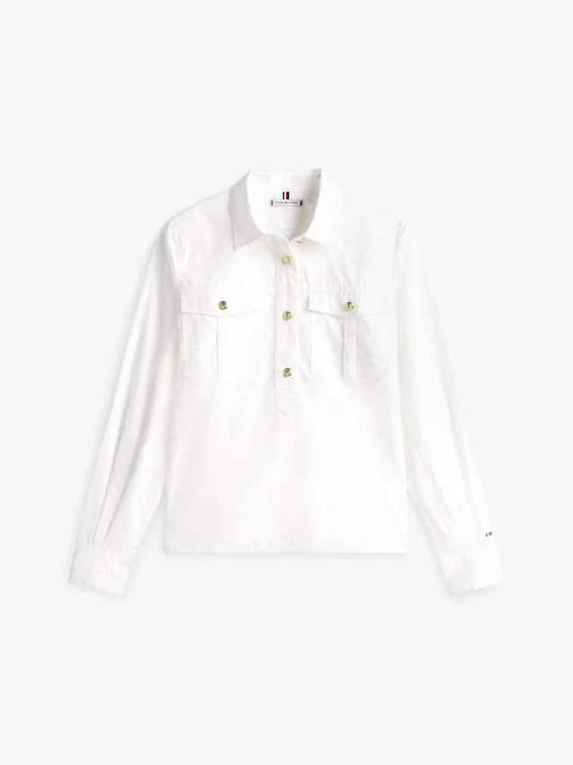 Camisa de popelina com botões dourados e corte descontraído Camisa de popelina com botões dourados e corte descontraído