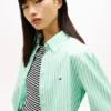 Camisa de popeline às riscas Tommy Jeans Camisa de popeline às riscas Tommy Jeans