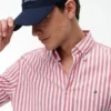 Camisa de riscas para todo o dia com corte regular Camisa de riscas para todo o dia com corte regular