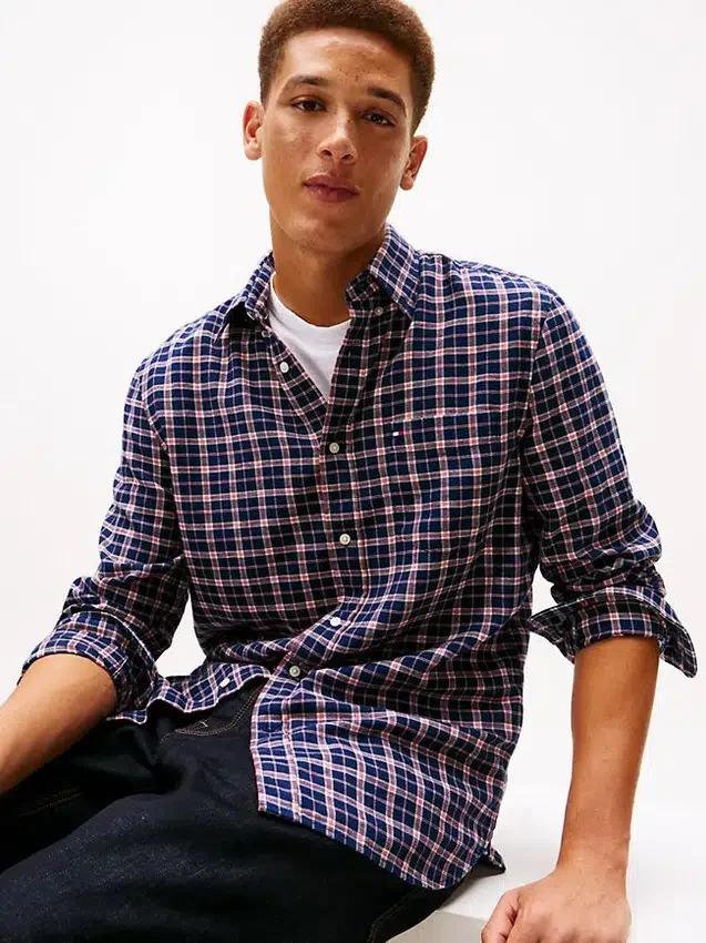 Camisa de sarja escovada com padrão xadrez e corte regular Camisa de sarja escovada com padrão xadrez e corte regular