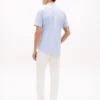 Camisa de seersucker às riscas com corte regular Camisa de seersucker às riscas com corte regular
