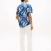 Camisa em mistura de linho com estampado tropical